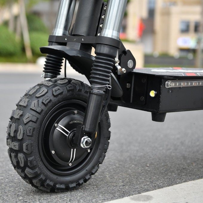 Terénní elektrokoloběžka AERIUM H5600 černá