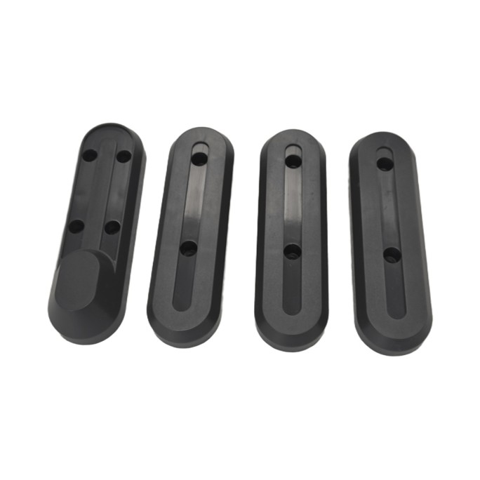 Set rezervnih poklopaca vijaka kotača za romobil AERIUM T350